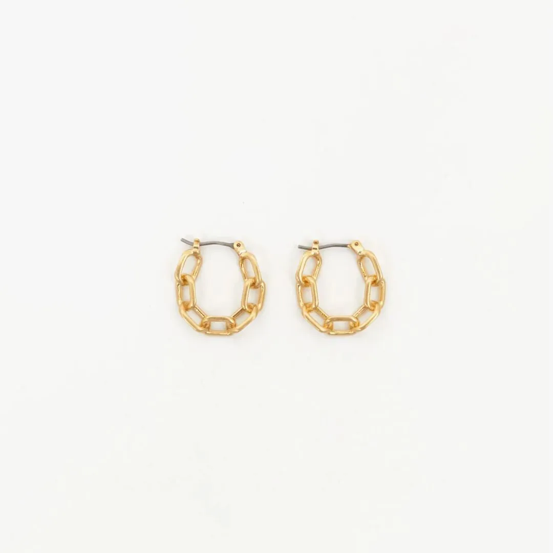 Chain Huggie Earrings (Vintage Gold)