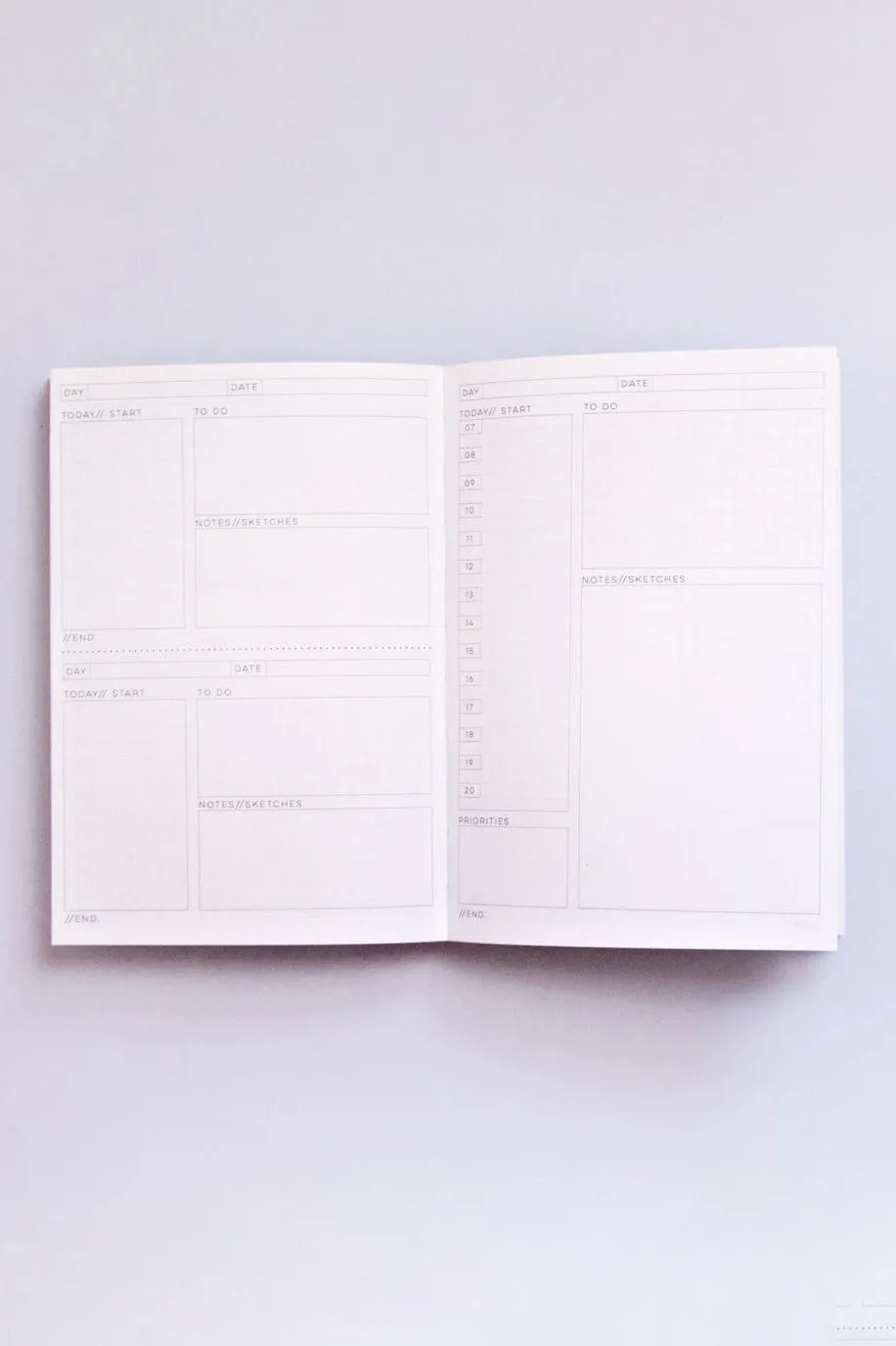 Chains  -  Undated Daily Planner Book