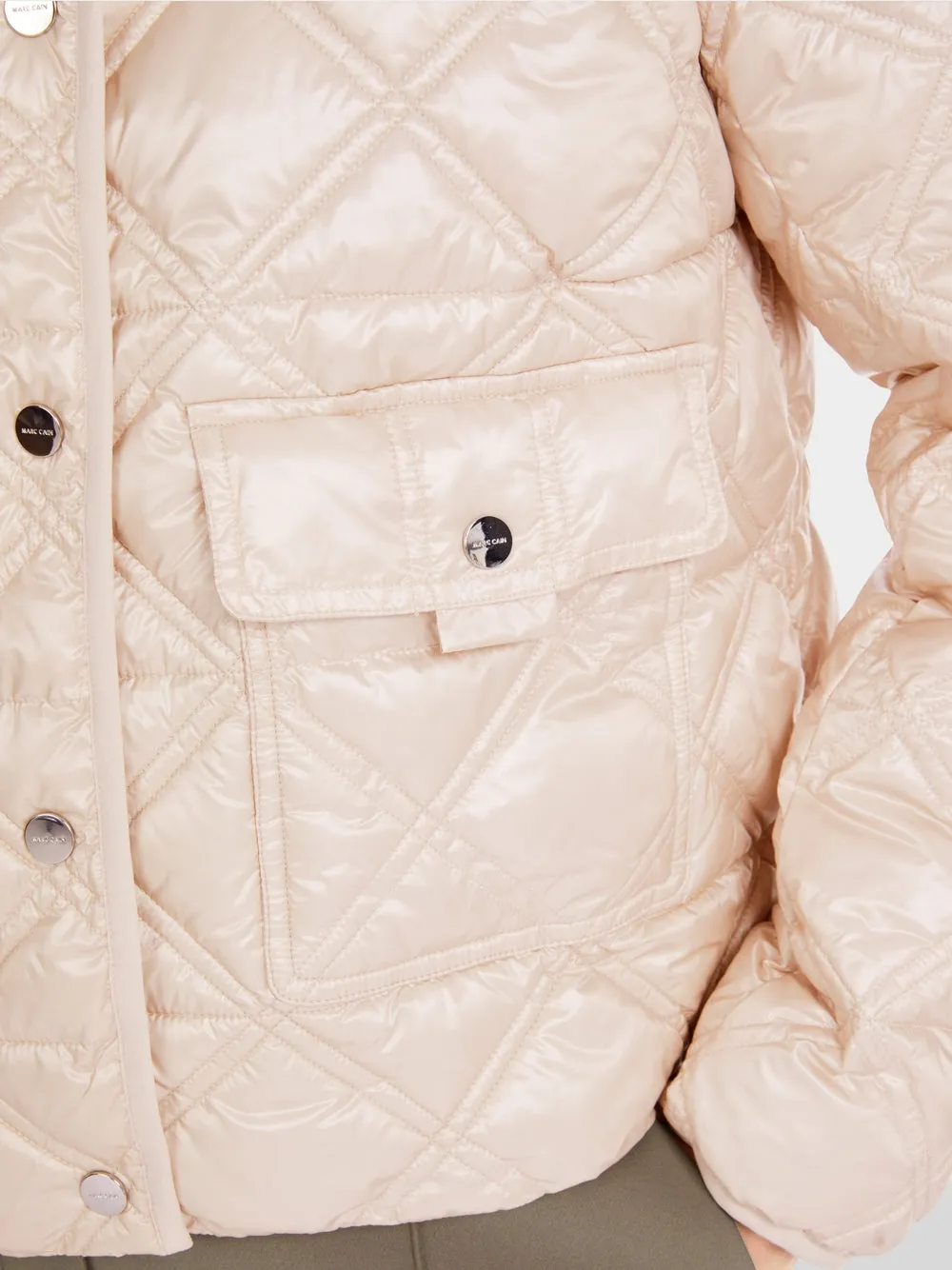 High Shine Quilted Jacket - Deep Pearl
