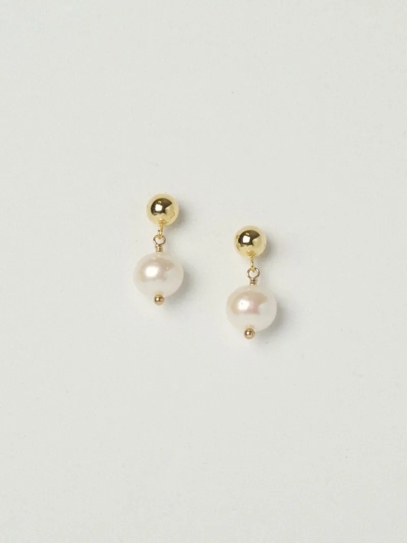 La Pearla Studs
