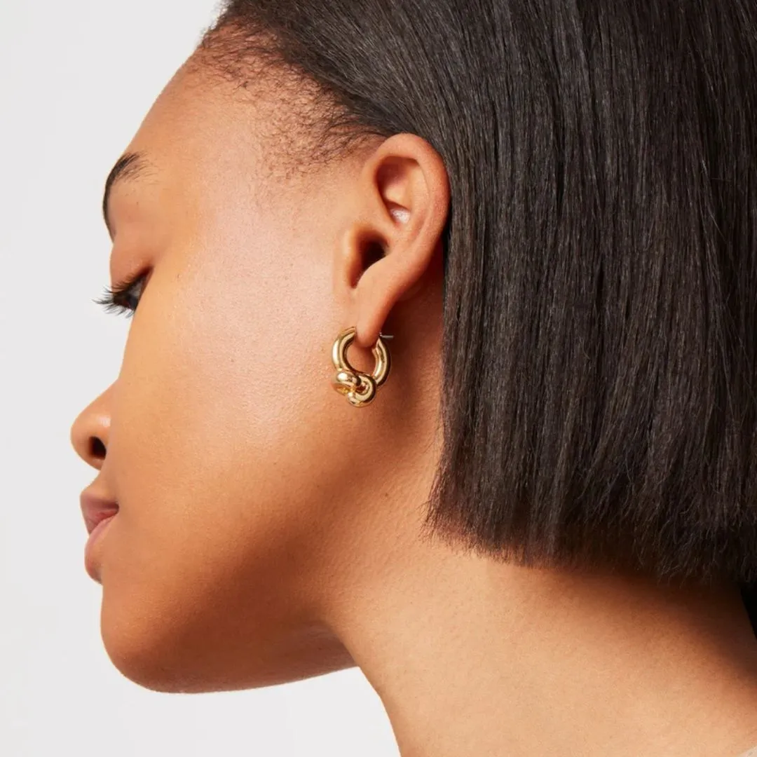 Maeve Hoops Small (Gold)