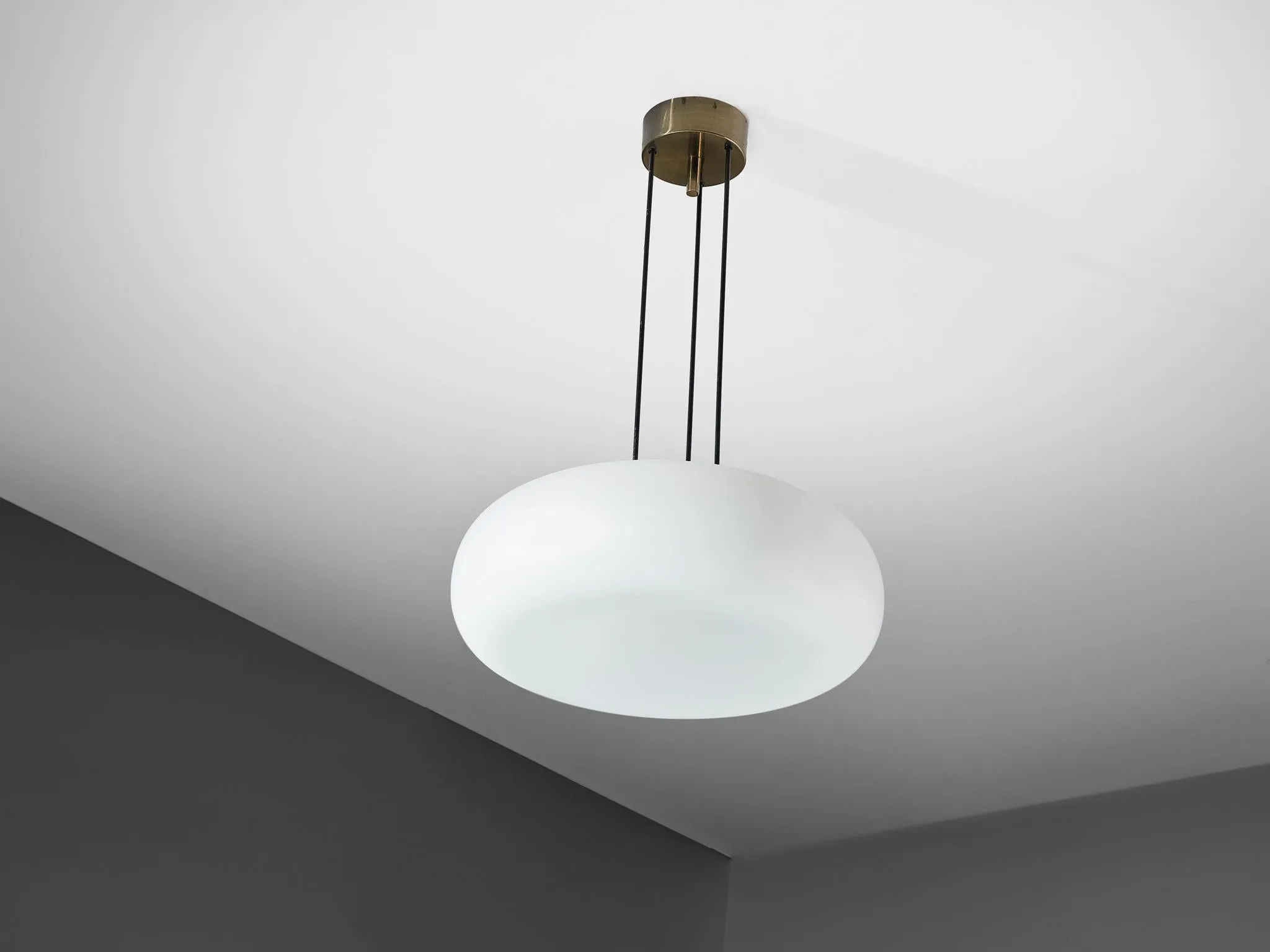 Max Ingrand for Fontana Arte '2356' Chandelier in Brass and Glass