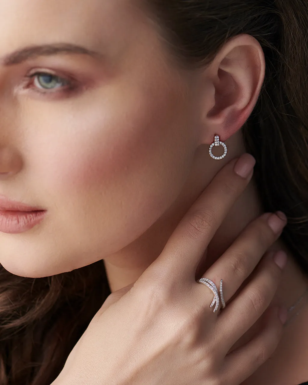 Open Circle Diamond Earrings