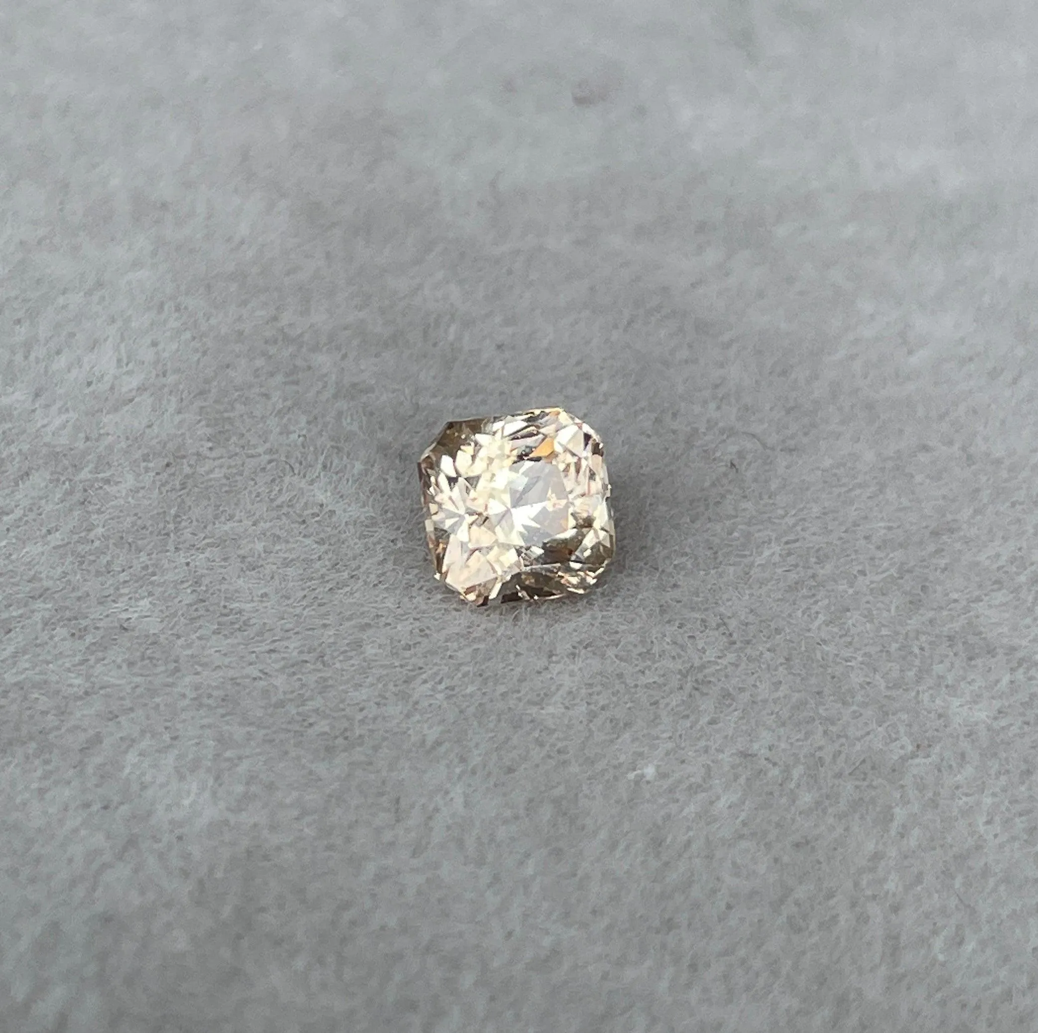 peach sapphire gemstone 1.20 ct best gemstone shop for anniversary rings online engagement rings natural gemstone pendants wholesale
