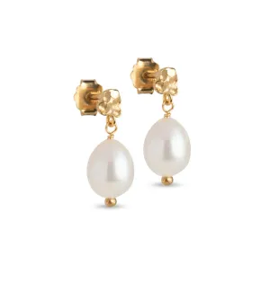 Poe pearl studs