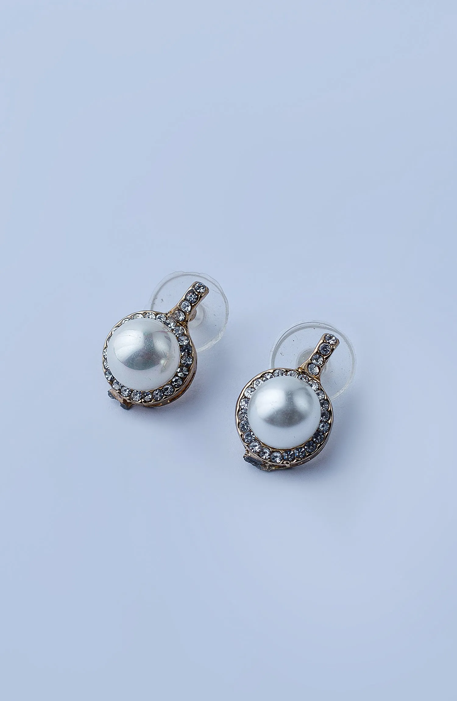 WOMEN EARRINGS - WHITE (WAJE23W-1049)